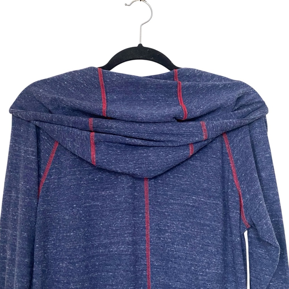 Nike Women's Blue Hoodie with Red Accents Sz M - Picture 5 of 14